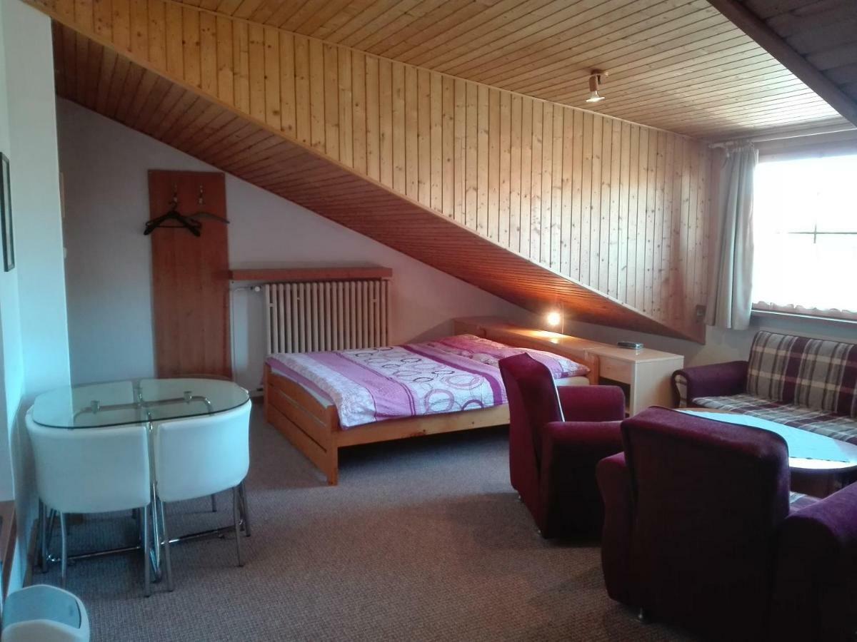 Vila Mirka Попрад Экстерьер фото